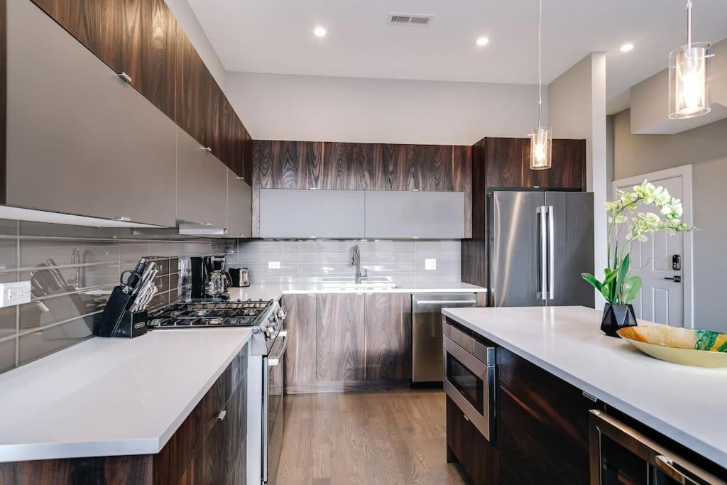 Breathtaking Downtown Penthouse A - Sleeps 11 Villa Chicago Buitenkant foto